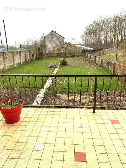 Maison à VIS-EN-ARTOIS