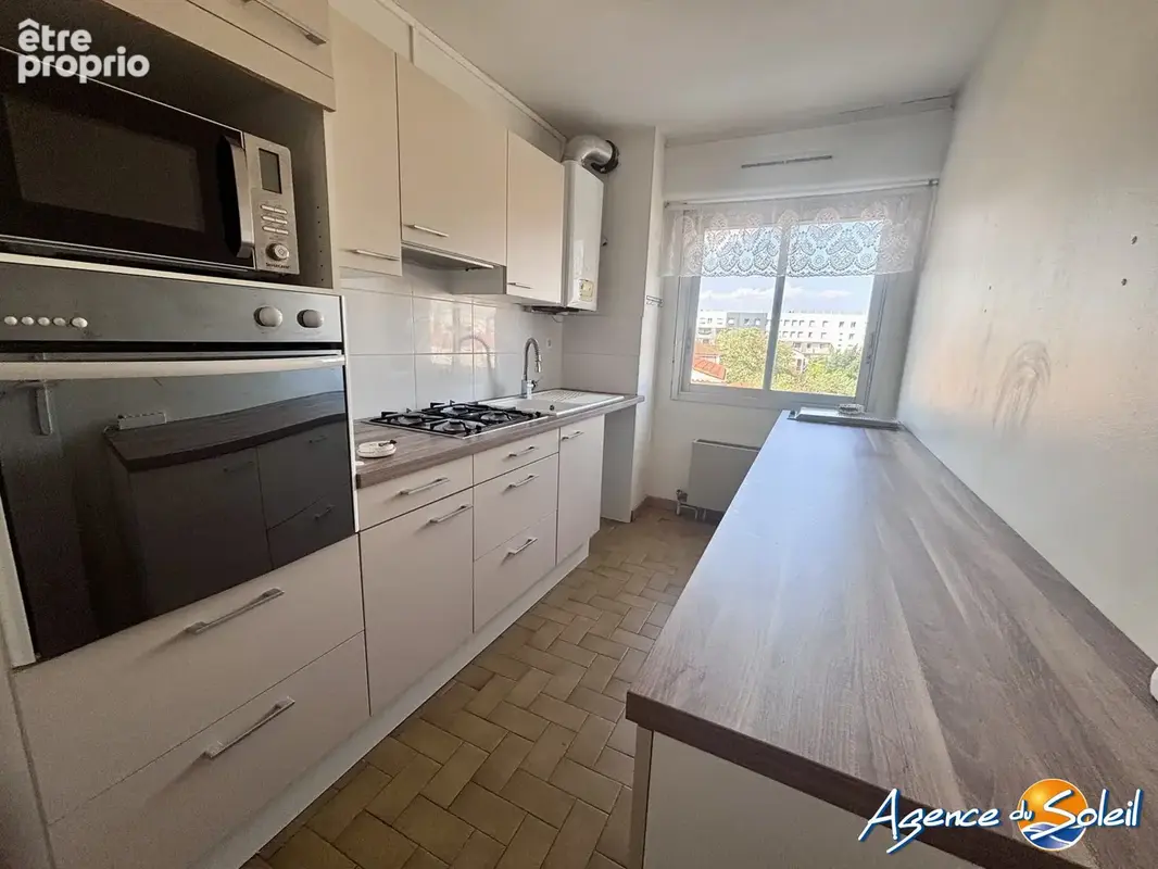 Appartement 72 m² à Narbonne  - photo 3