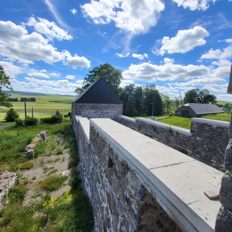 Maison en pierres avec ancienne grange - photo 19