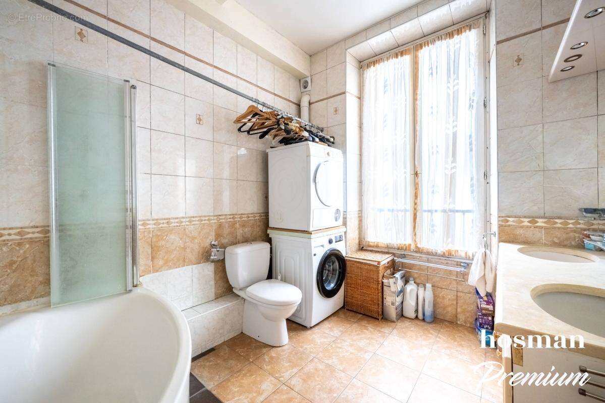 Appartement à PARIS-10E