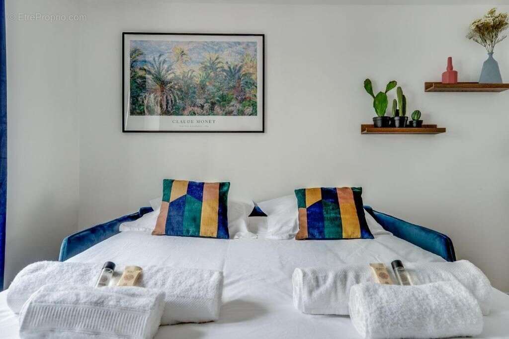 Appartement à CHARENTON-LE-PONT