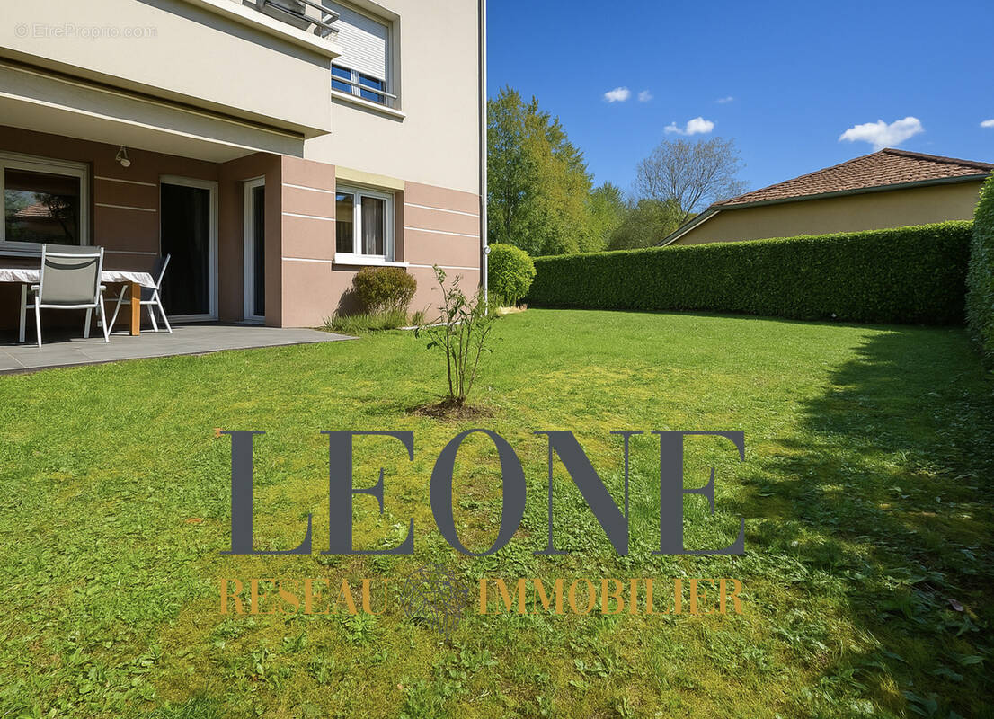 Appartement à VAULX-MILIEU