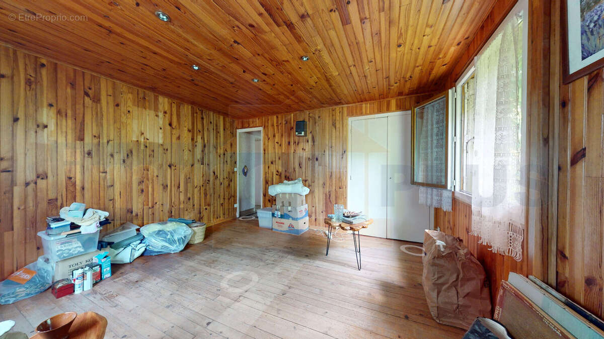 Maison à SAINT-CYR-L&#039;ECOLE