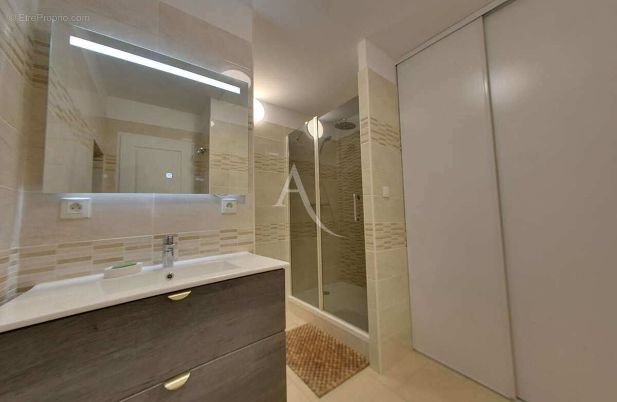 Maison à SAINT-ANTONIN-NOBLE-VAL