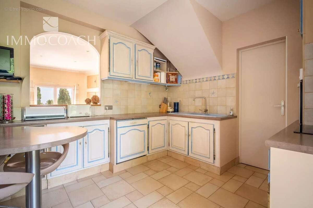 Maison à CARQUEIRANNE