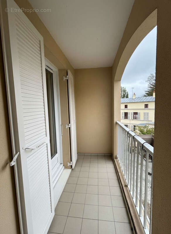 Appartement à THIAIS