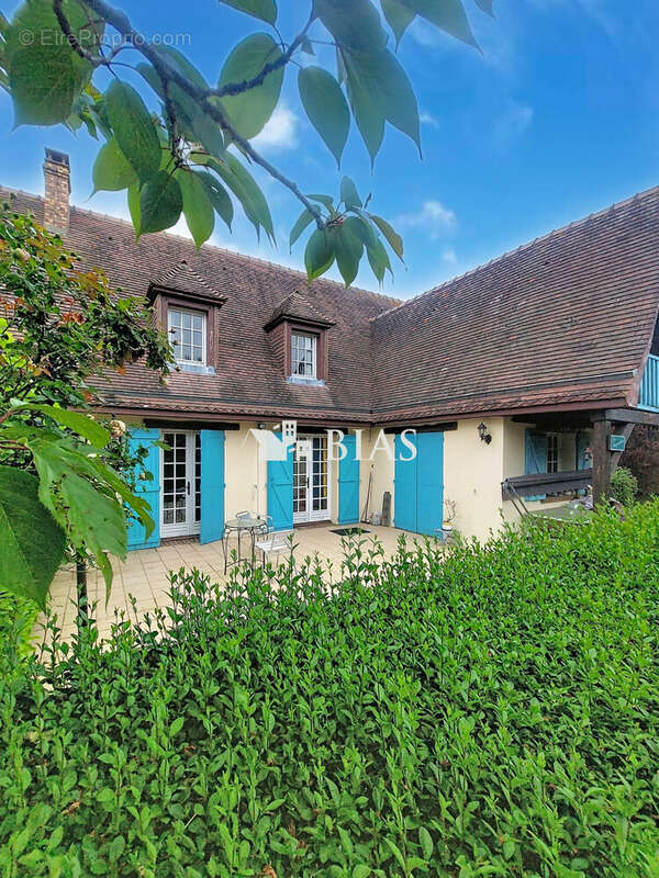 Maison à CONDE-SUR-RISLE