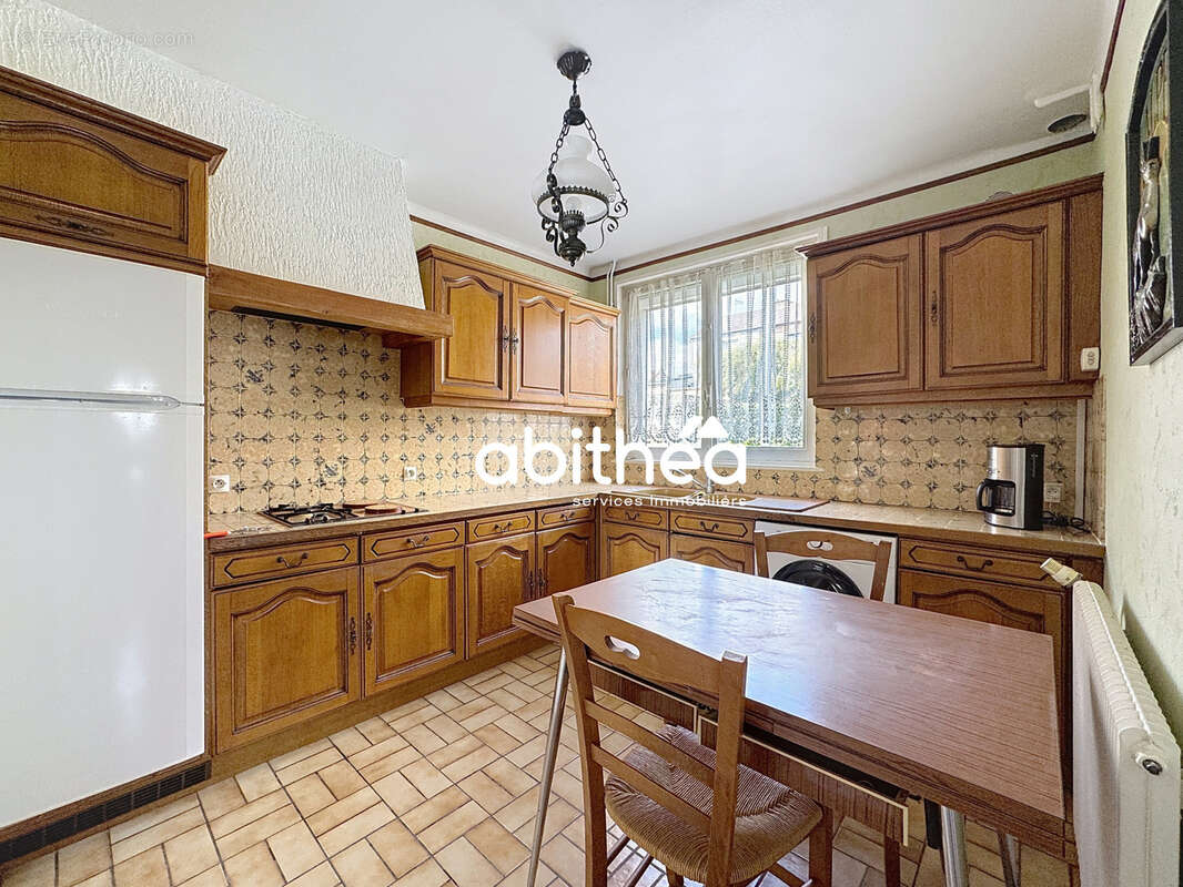 Maison à SAINTE-CATHERINE