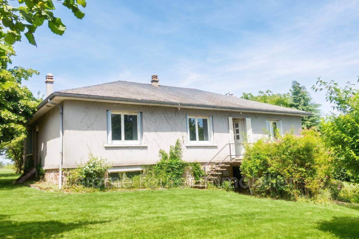Maison à LAPLEAU