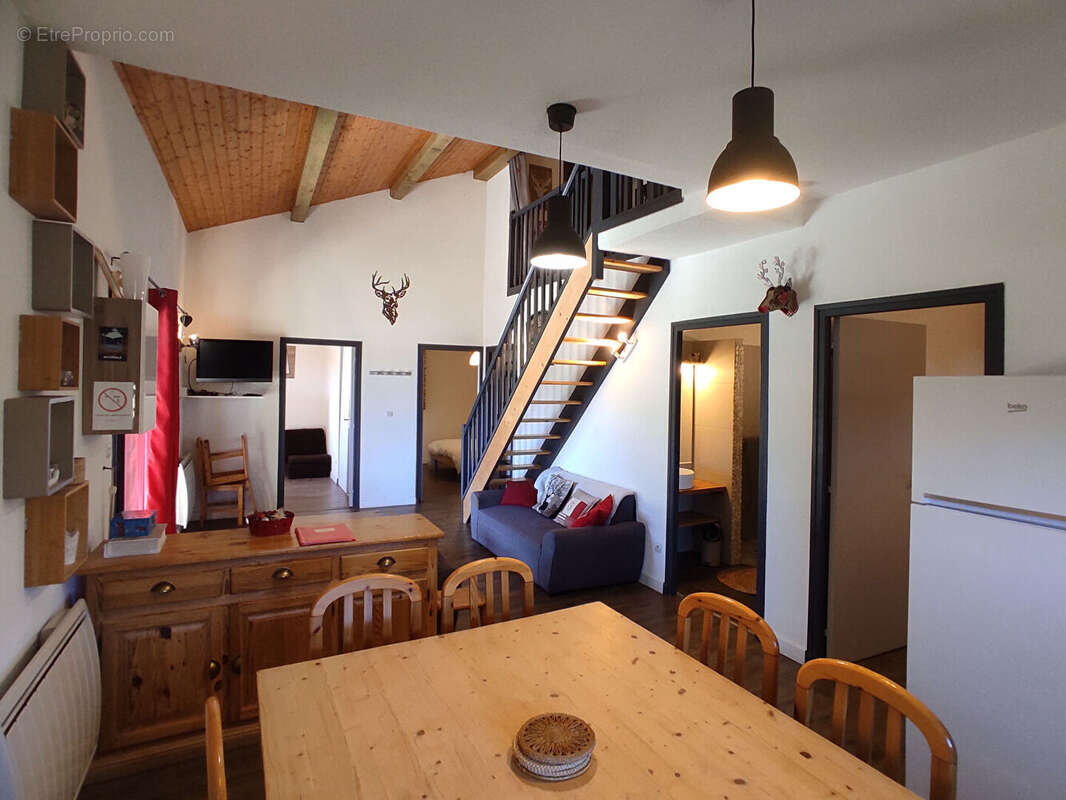 Maison à LES ANGLES