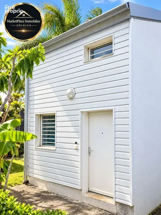 Appartement T2 Duplex vue extérieur à Etang Salé les Hauts