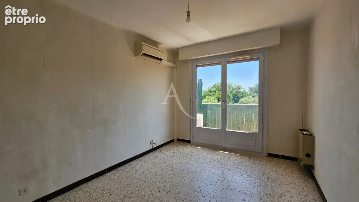 Appartement Nimes 2 pièce(s) 48.86 m2 - photo 3