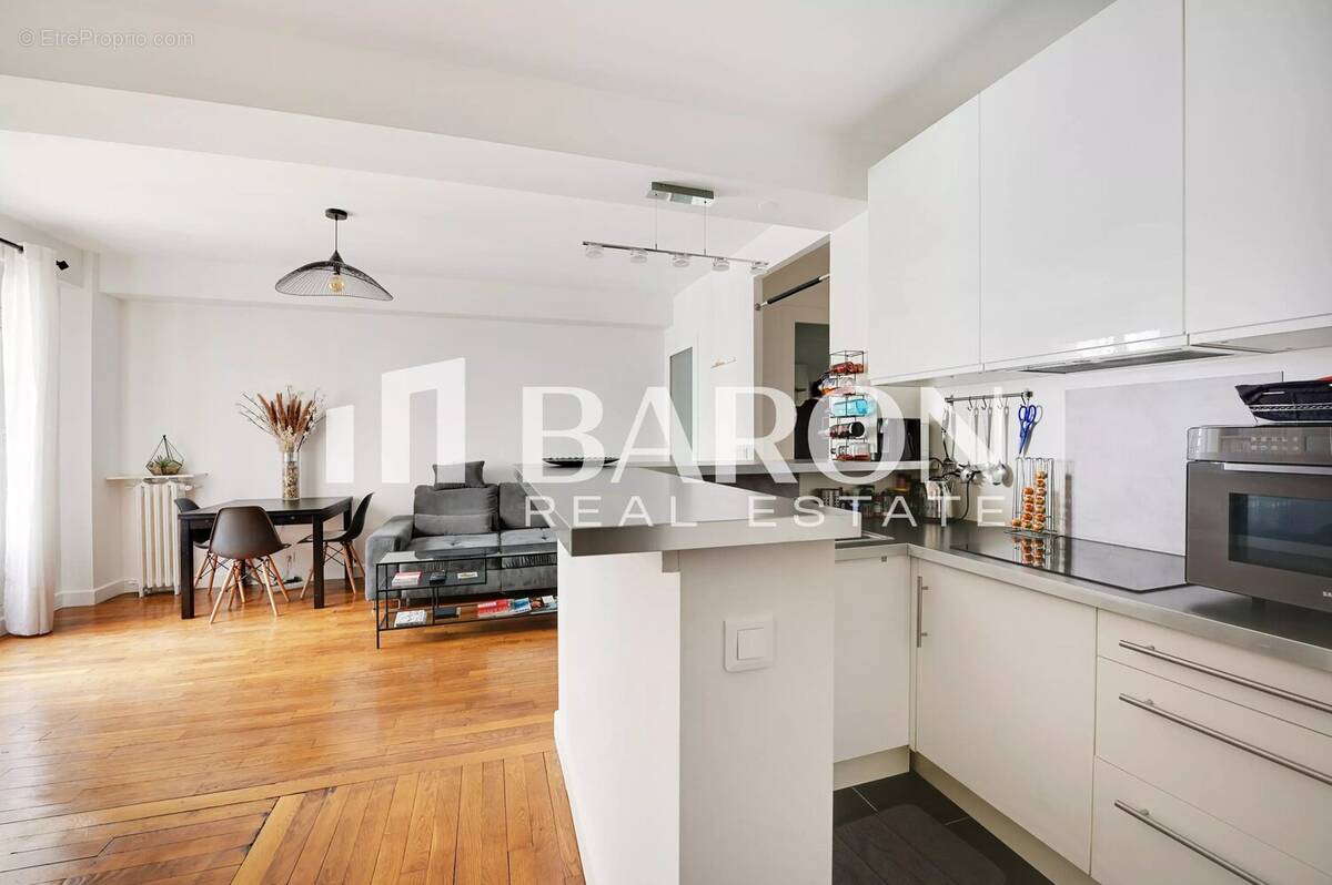 Appartement à CLICHY