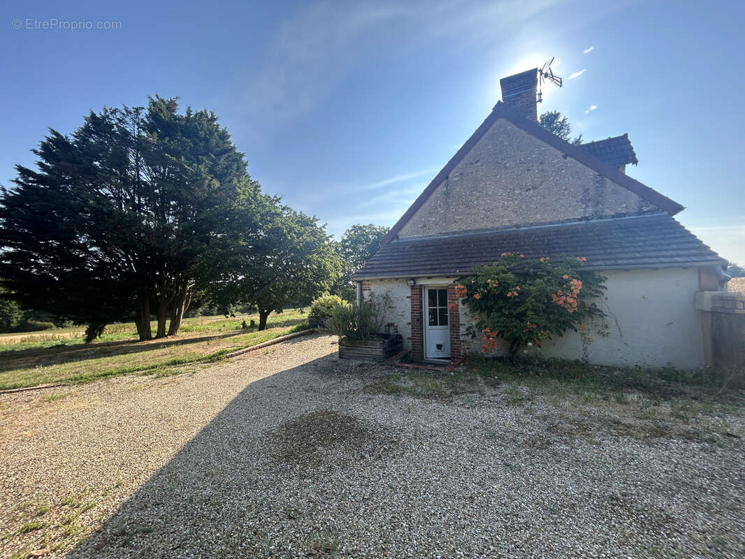 Propriété 4,32 ha : maison ancienne rénovée, remises, parc arboré, pré - photo 19