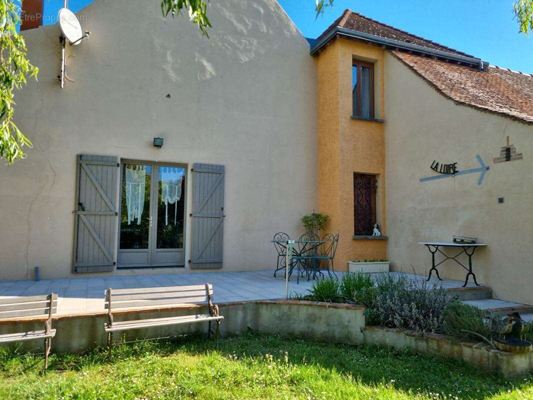 Maison à SAINT-BENOIT-SUR-LOIRE