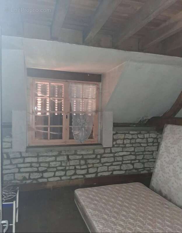 Maison à AUXON