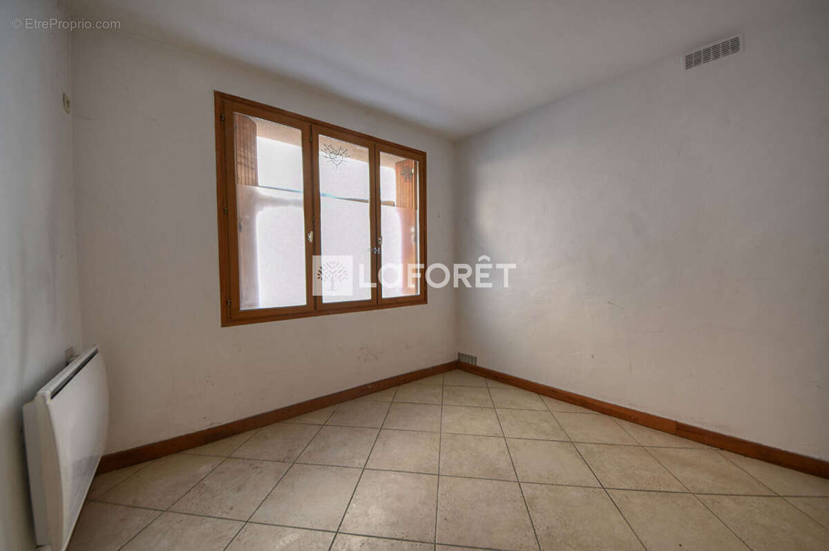 Maison à LISLE-SUR-TARN