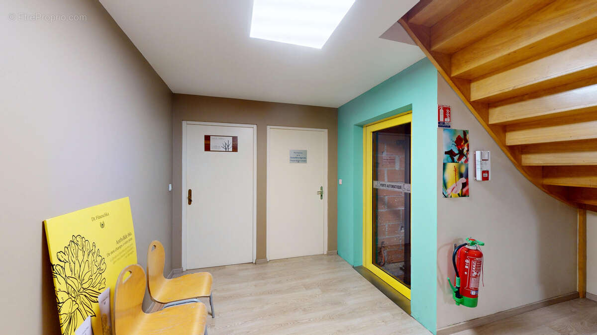 Commerce à CARBONNE