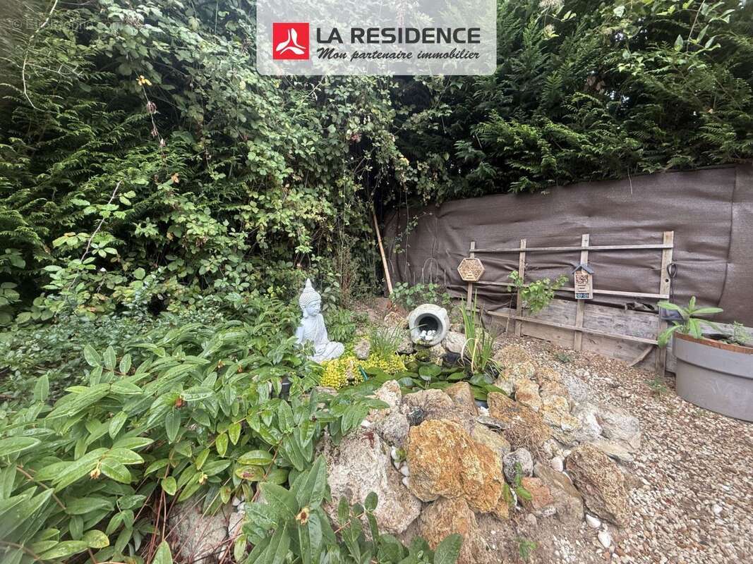 Maison à BONNIERES-SUR-SEINE