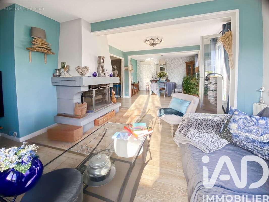 Photo 3 - Maison à BRIE-COMTE-ROBERT