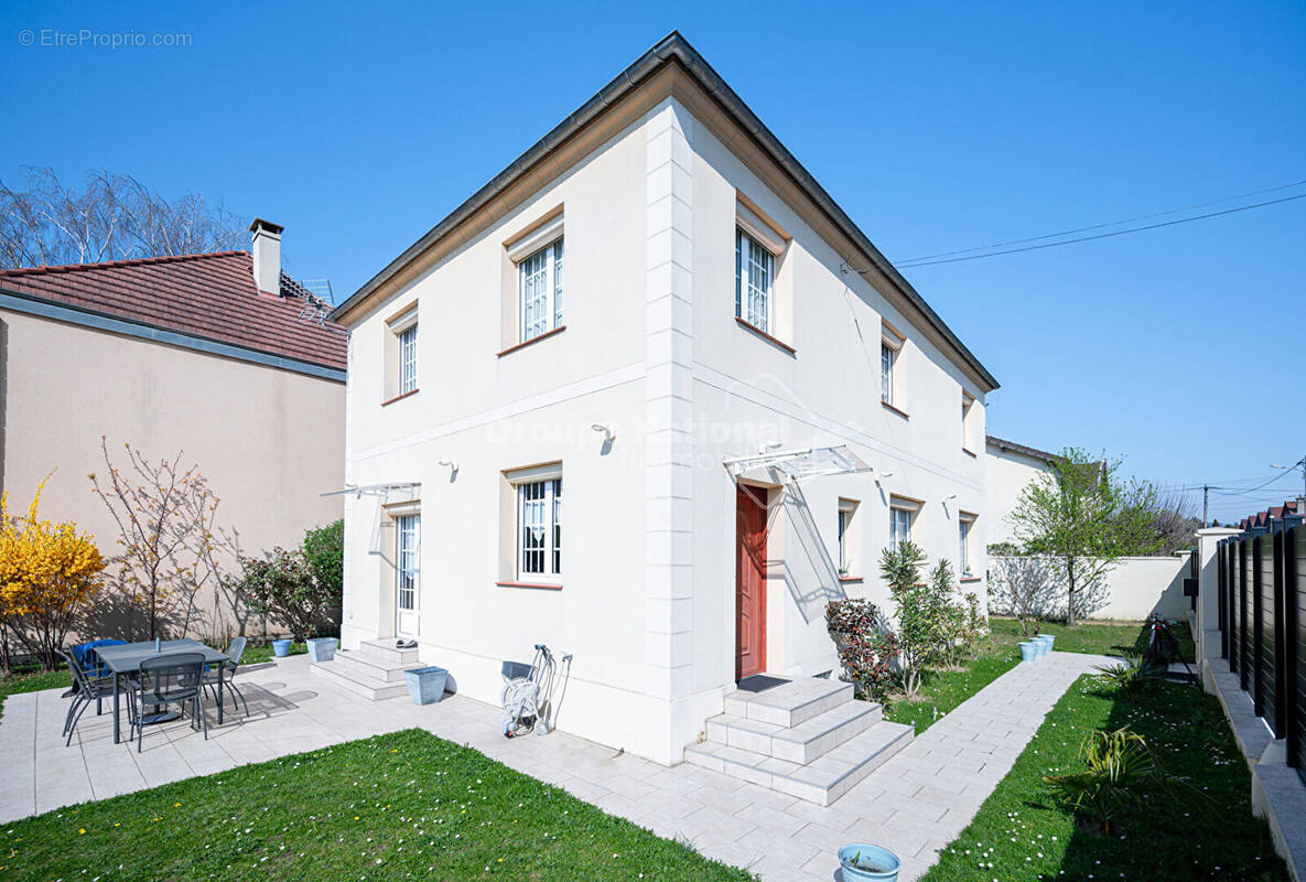 Maison à ERMONT