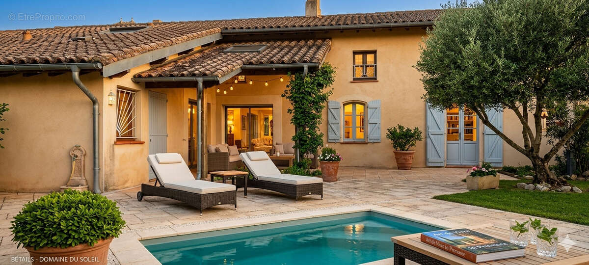 Maison à SAINT-CLAR-DE-RIVIERE