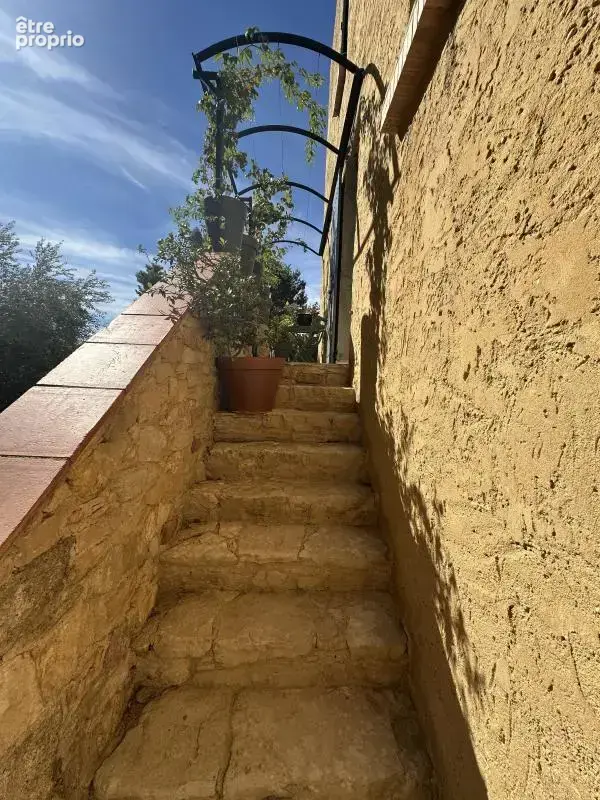Maison 9 pièces 210 m² à vendre à Mornas (84550) - photo 11
