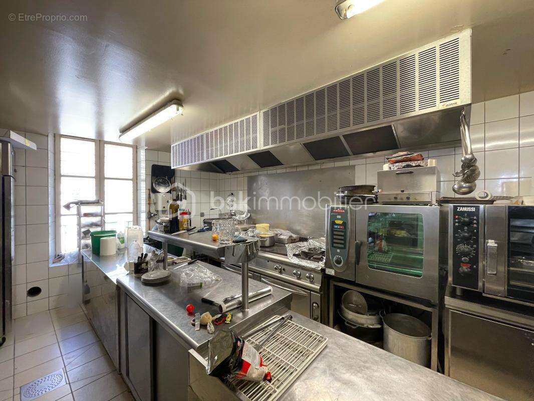 Commerce à DOMREMY-LA-PUCELLE