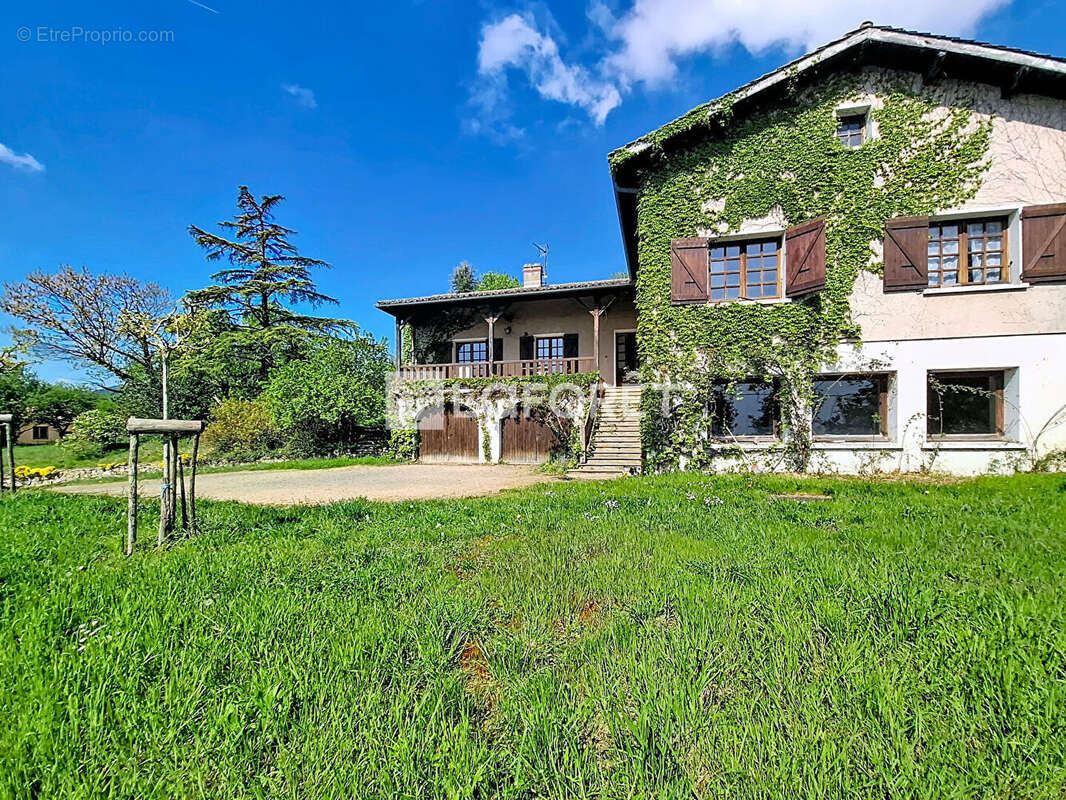 Maison à BELLEVILLE