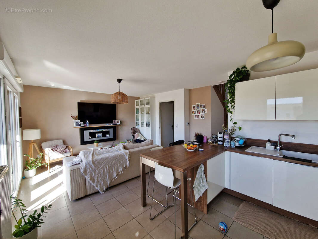 Appartement à BRIGNAIS