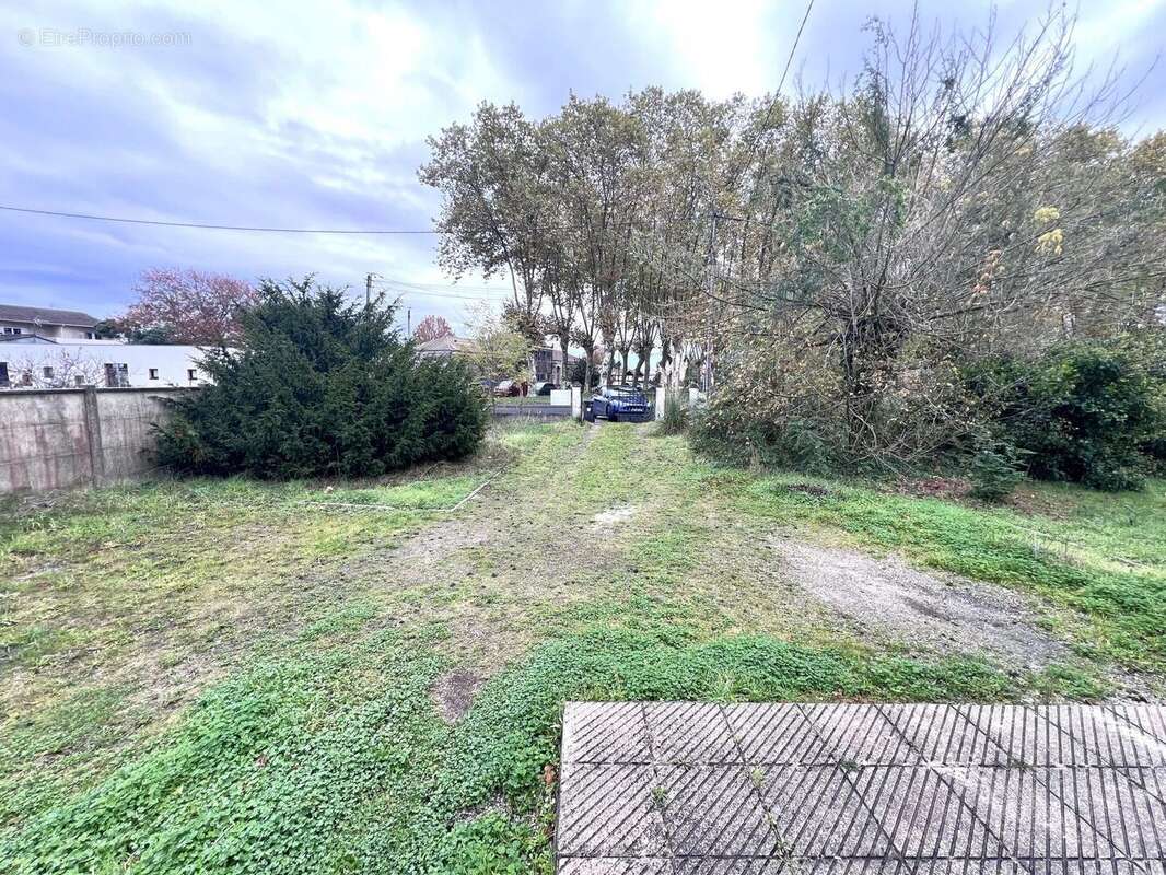 Maison à PAREMPUYRE