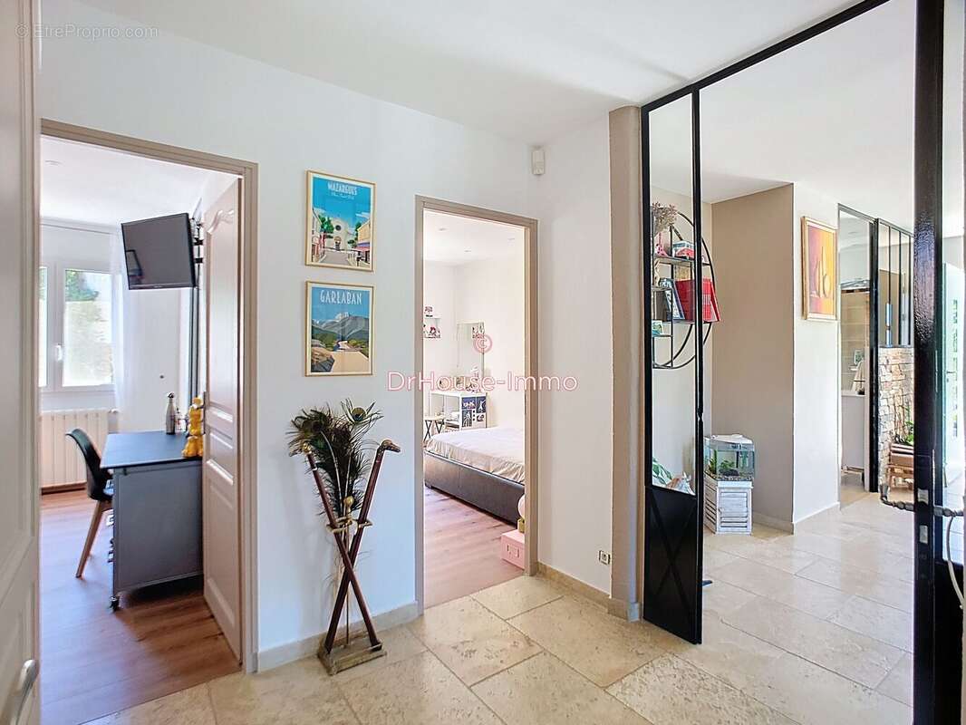 Maison à ROQUEVAIRE