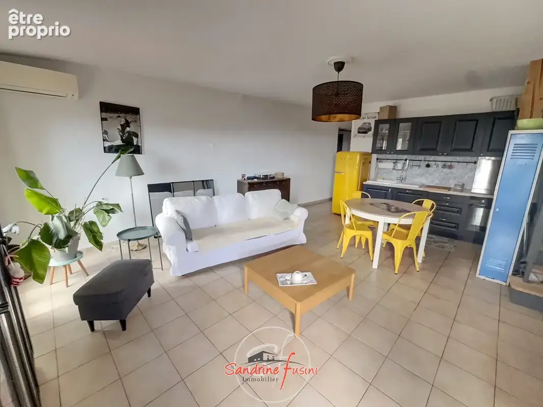 GATTIÈRES   Beau 3/4 pièces dans maison de village avec combles aménagées - photo 3