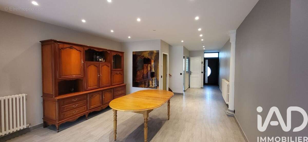 Photo 3 - Maison à RUEIL-MALMAISON