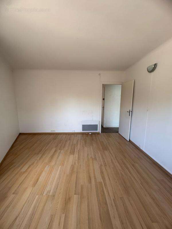 Appartement à LES SORINIERES