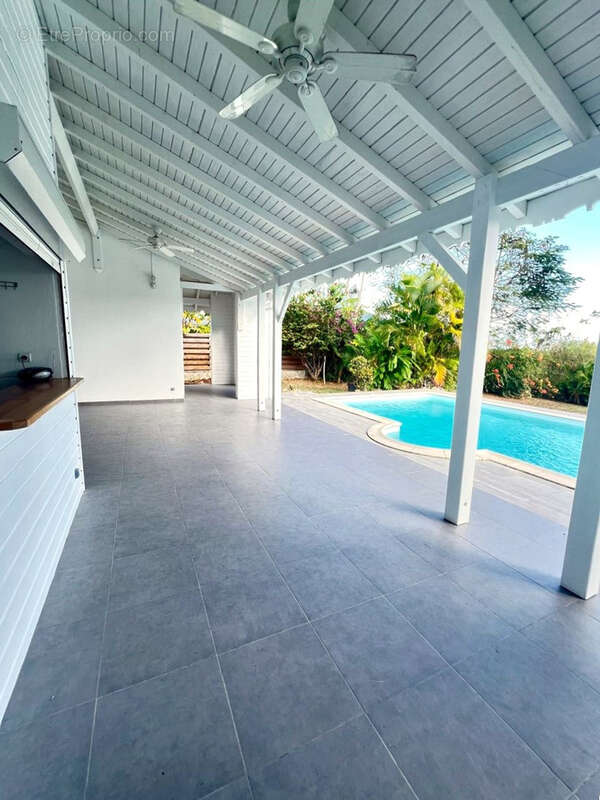 Maison à SAINT-FRANCOIS