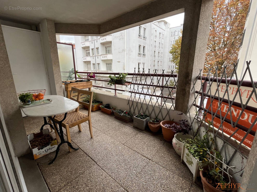 Appartement à LYON-9E