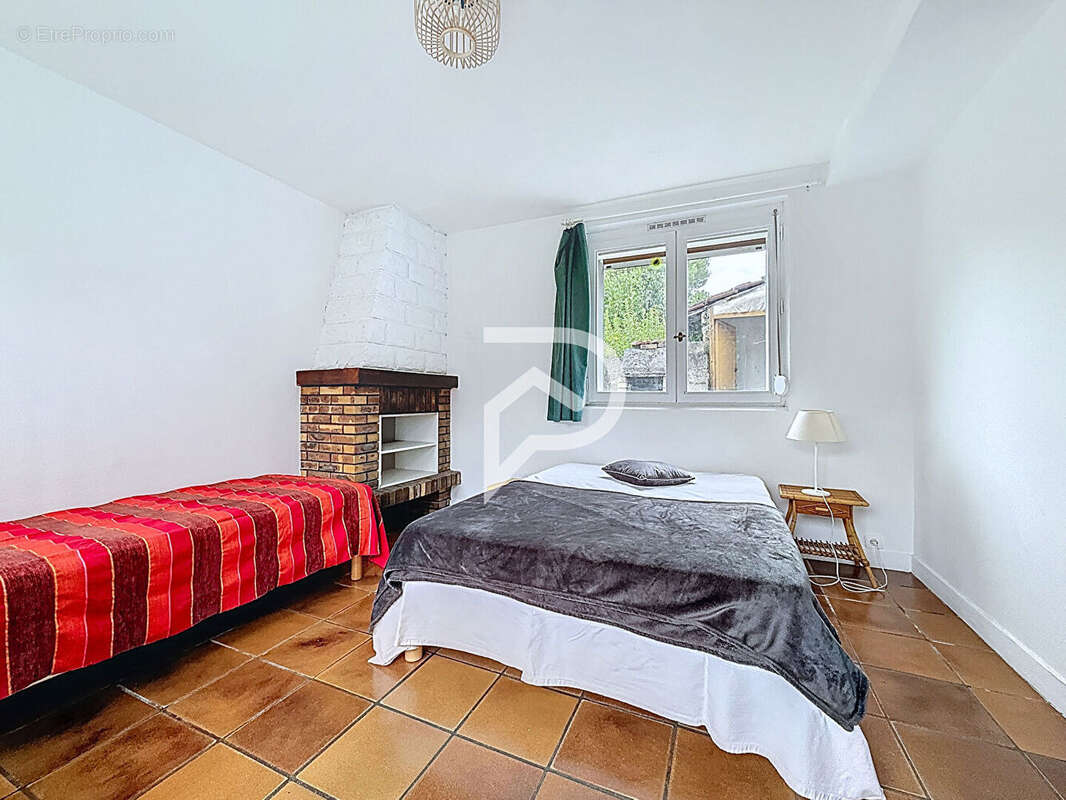 Maison à CHAMPS-SUR-MARNE