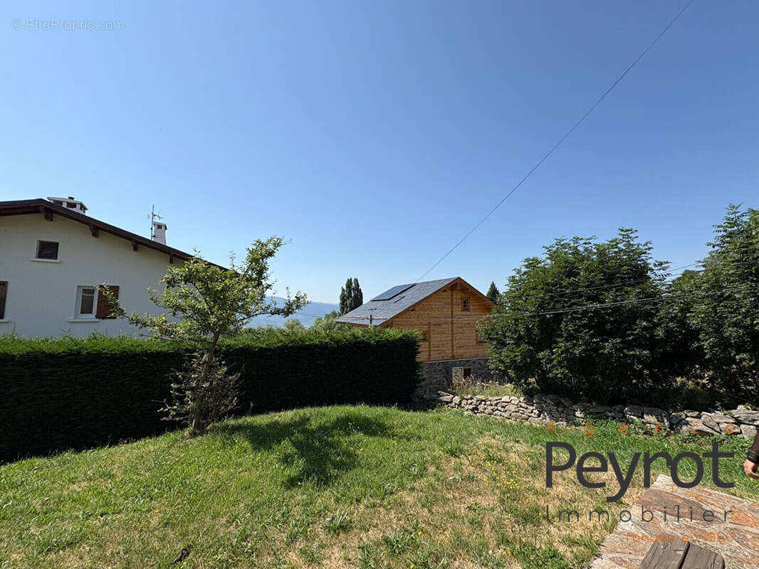 Appartement à FONT-ROMEU-ODEILLO-VIA