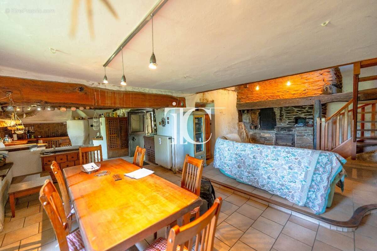 Authentique mas du xviiie à rénover, 29 hectares de terrain - photo 5