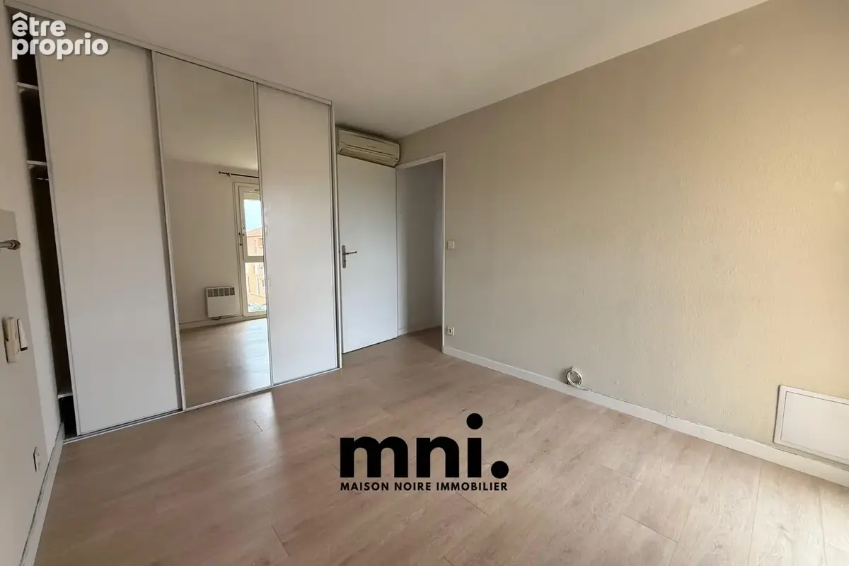 Appartement T3 dernier étage avec terrasse   Les Sablettes - photo 15