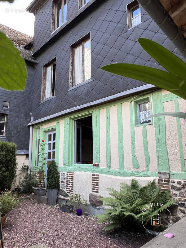 Maison à CORMEILLES