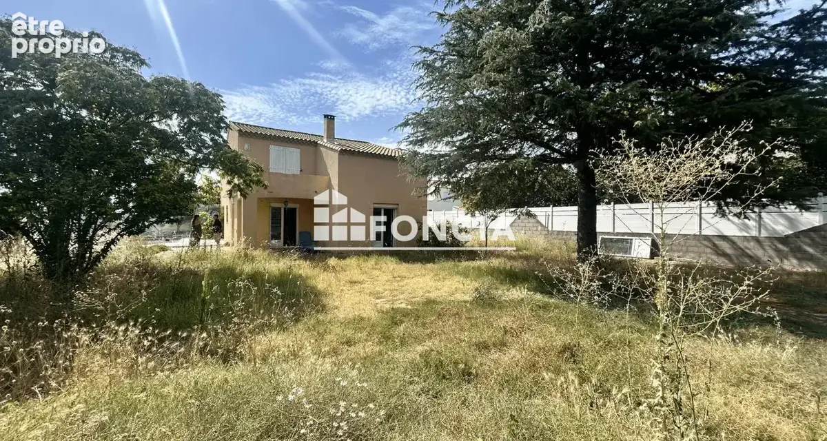 Teyran — Villa traditionnelle T5 de 146 m² en fond d'impasse, terrain de 990 m² avec piscine - photo 4