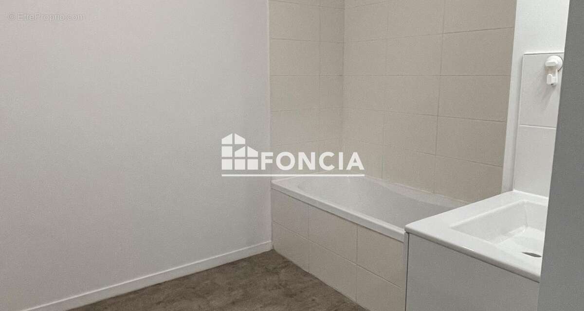 Appartement récent dans une résidence calme et sécurisée - photo 4