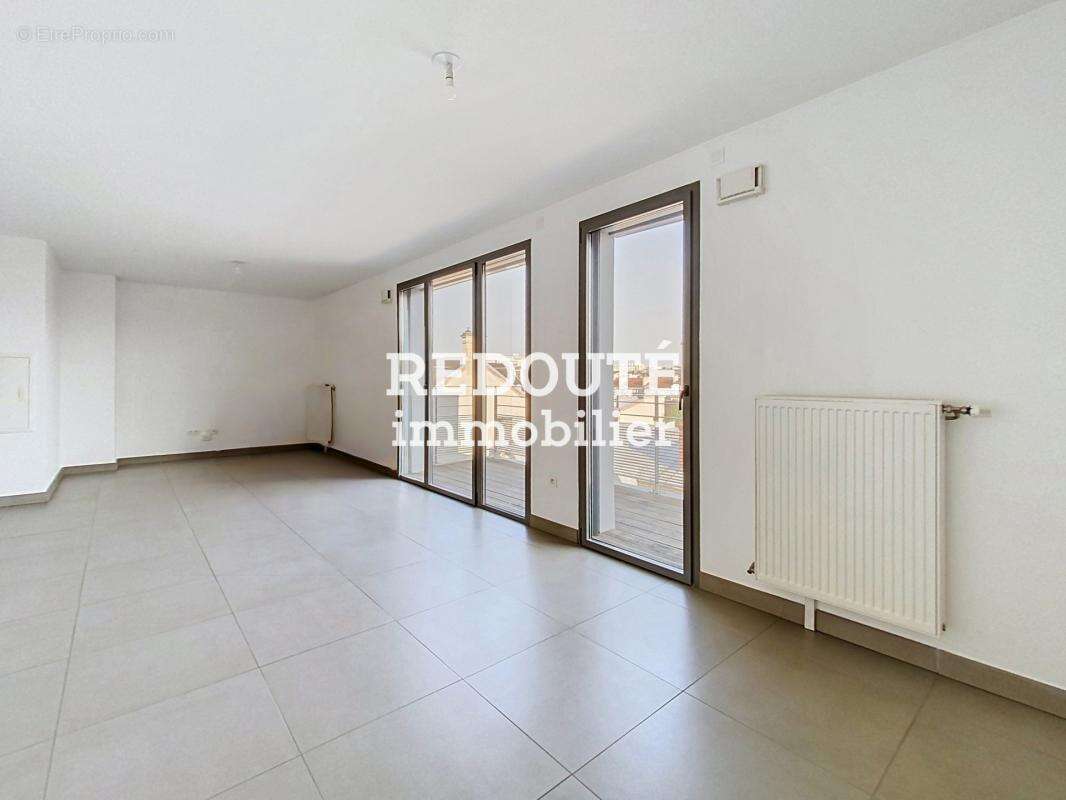 A vendre reims 51100 : appartement t 4 dernier etage / terrasse / balcon / parking et cave centre ville - photo 5