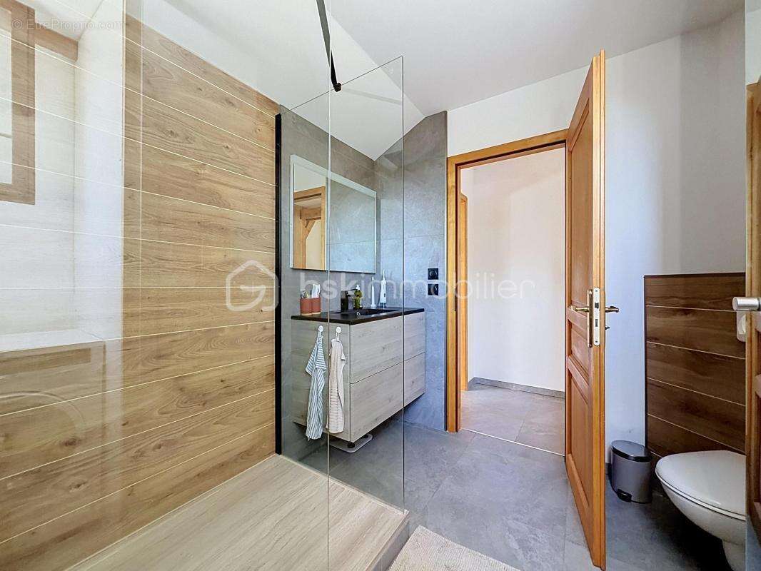 Brunstatt-Didenheim – Appartement 3 pièces de caractère au 4ᵉ et dernier étage - photo 7
