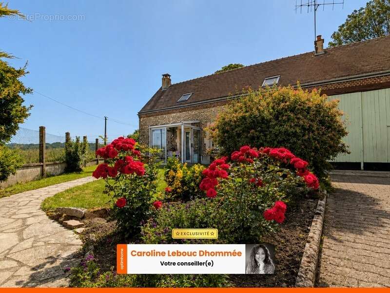 Maison en pierre avec grange et jardin arboré – Vue campagne - photo 2