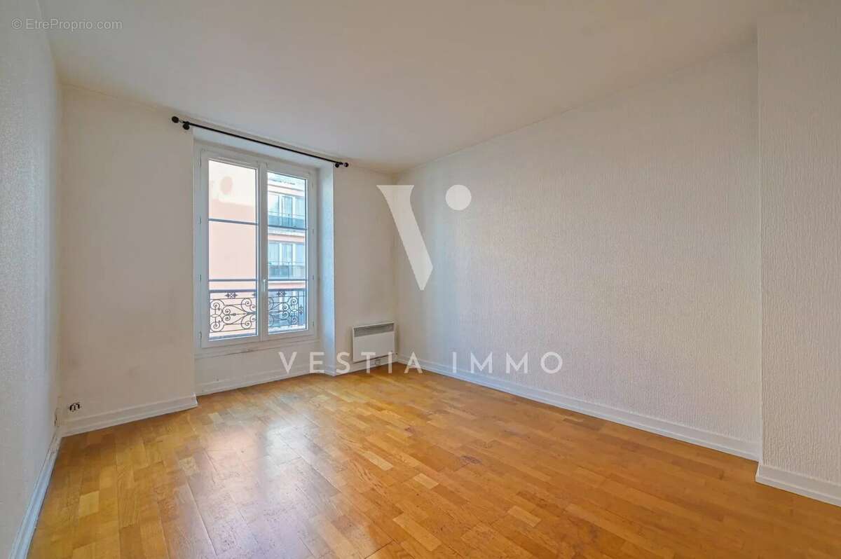 Appartement à PARIS-11E