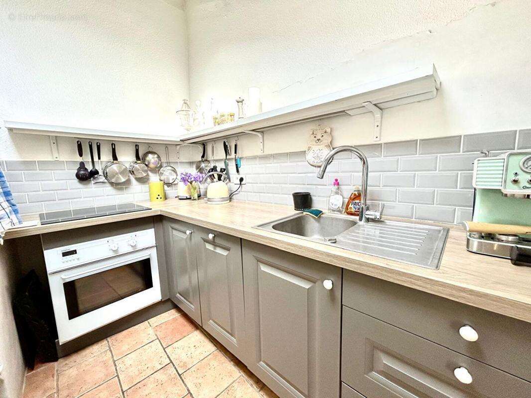 Maison à LE CASTELLET