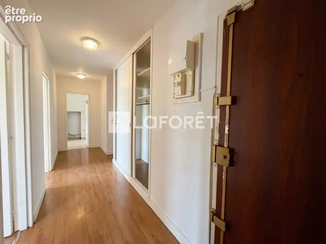 Appartement Villejuif 5 pièce(s) 85.48 m2 - photo 4